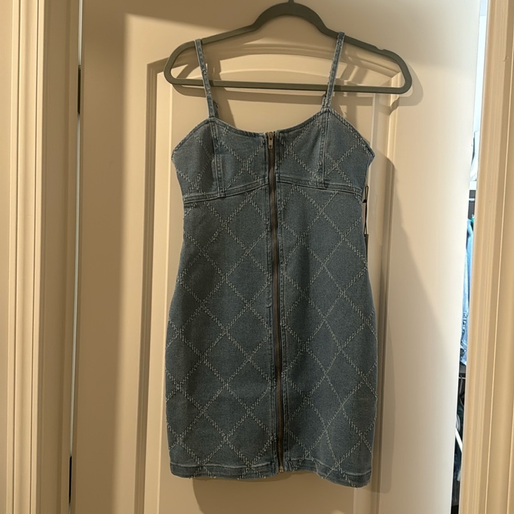Denim dress with front zip